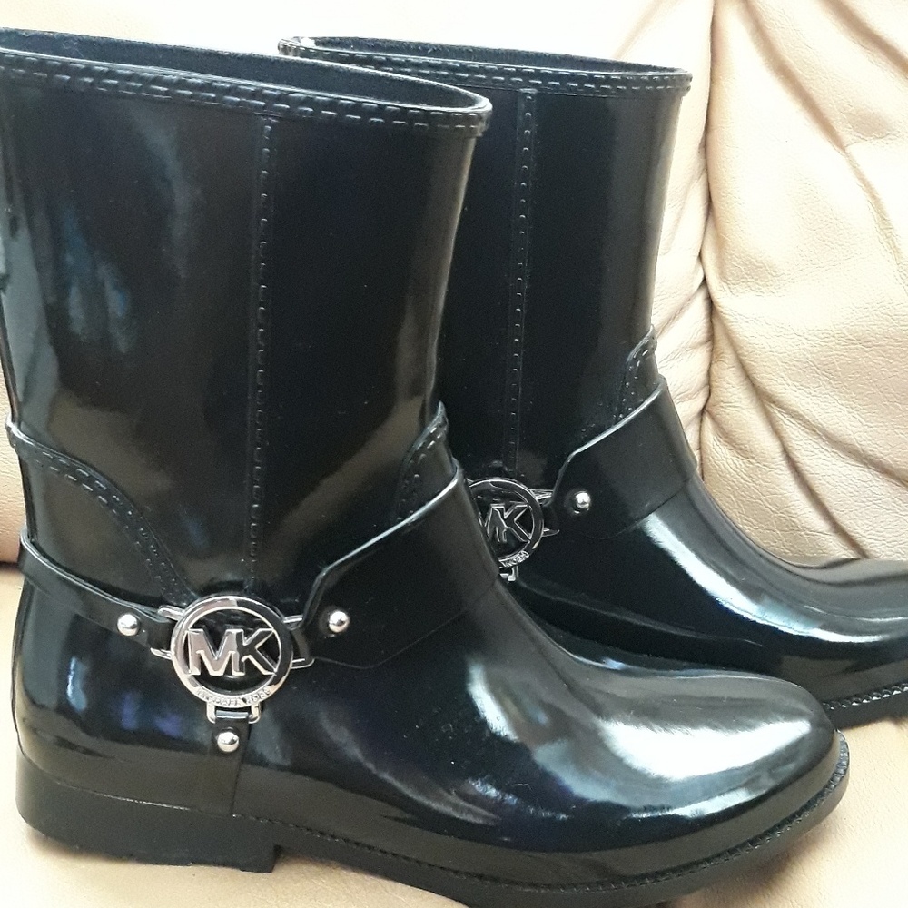 Michael Kors rainboots